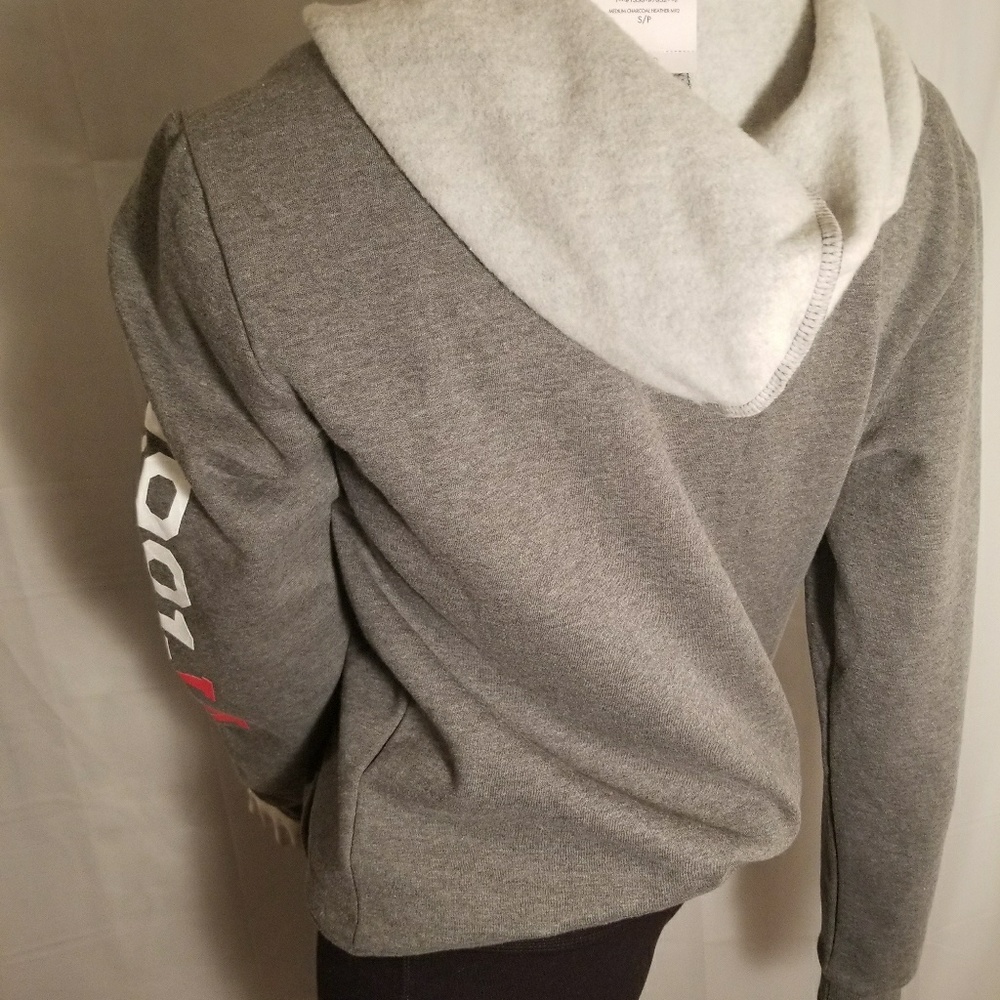 Guess? sweatshirt small petite - Picture 2 of 7